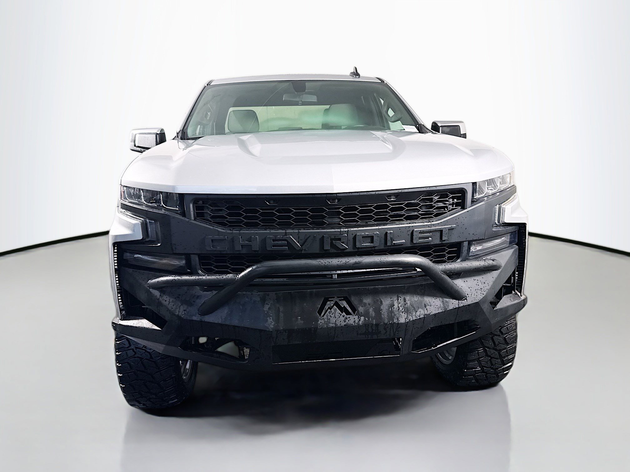 Used 2020 Chevrolet Silverado 1500 LT RWD image 2