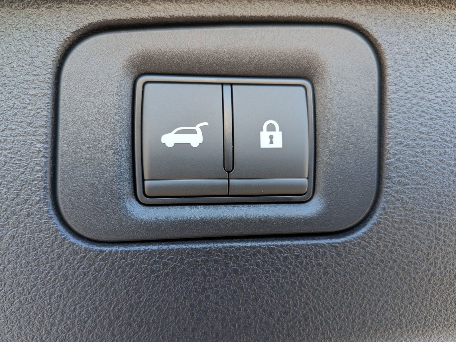 New 2026 INFINITI QX80 Luxe w/ Cargo Package image 33