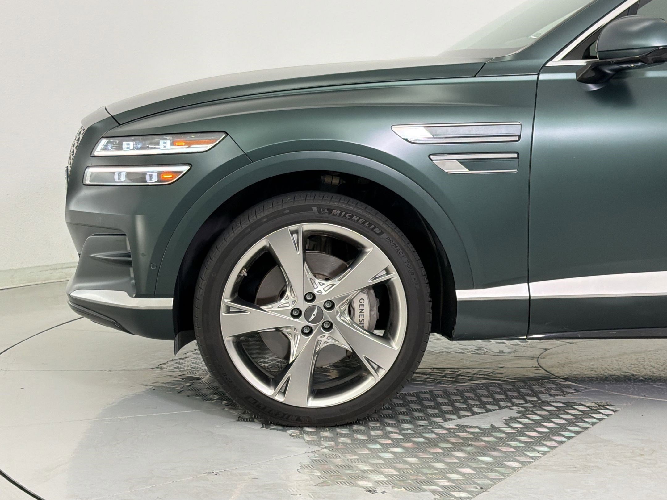 Used 2023 Genesis GV80 3.5T w/ Prestige Matte Package AWD/4WD image 12