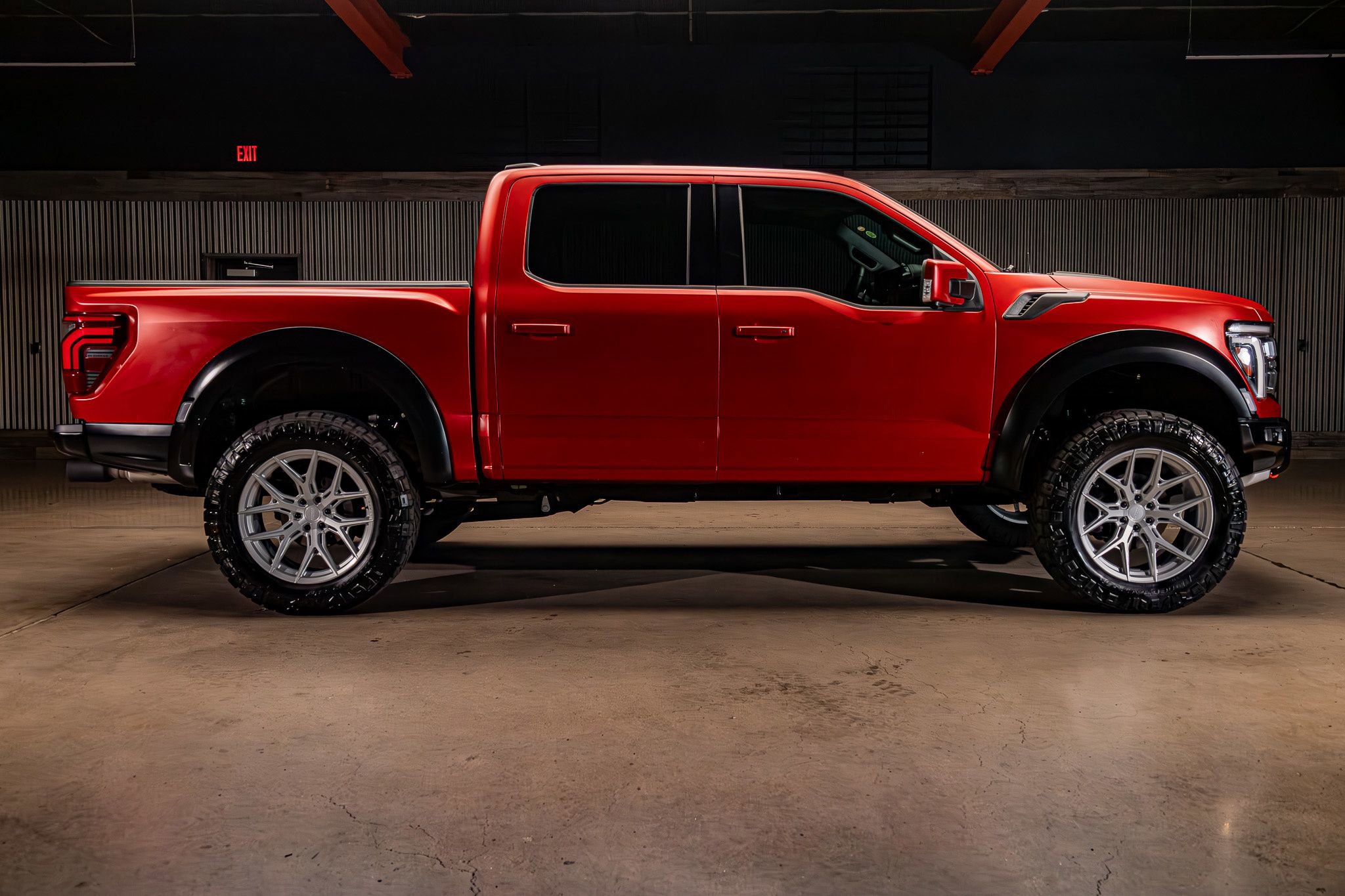 Used 2025 Ford F150 Raptor w/ Equipment Group 803A Raptor R AWD/4WD image 10