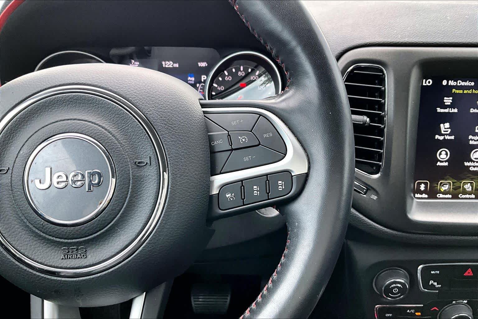 Used 2020 Jeep Compass Trailhawk w/ Leather Interior Group AWD/4WD image 25