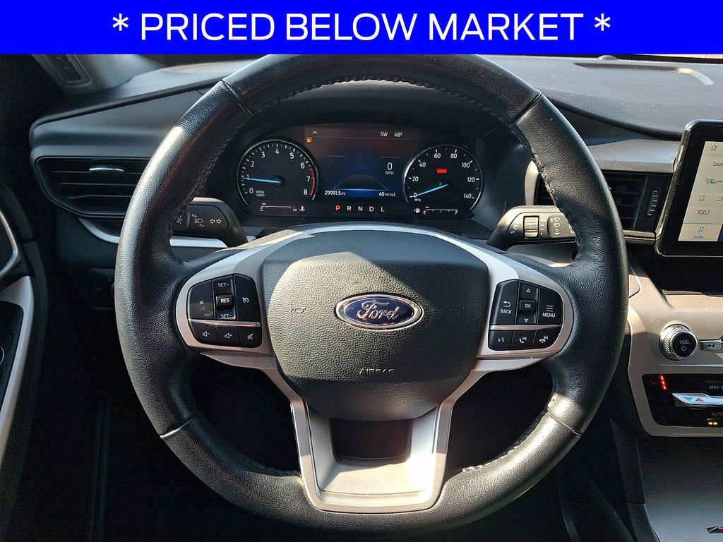 Used 2022 Ford Explorer XLT image 19