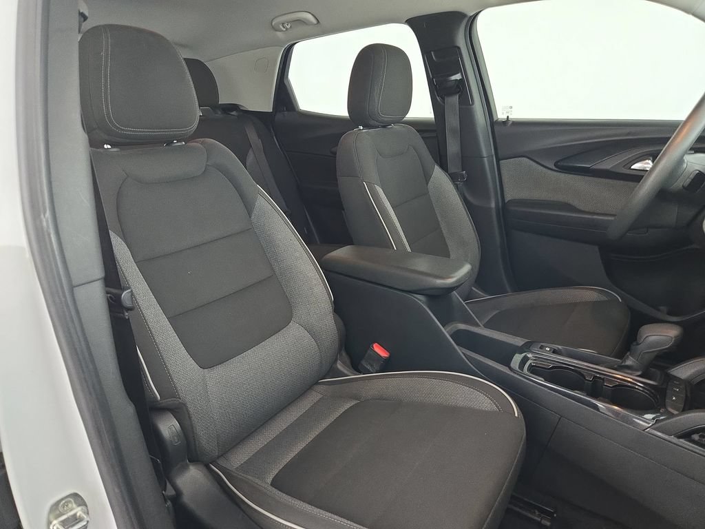 Used 2021 Chevrolet TrailBlazer LS FWD image 30