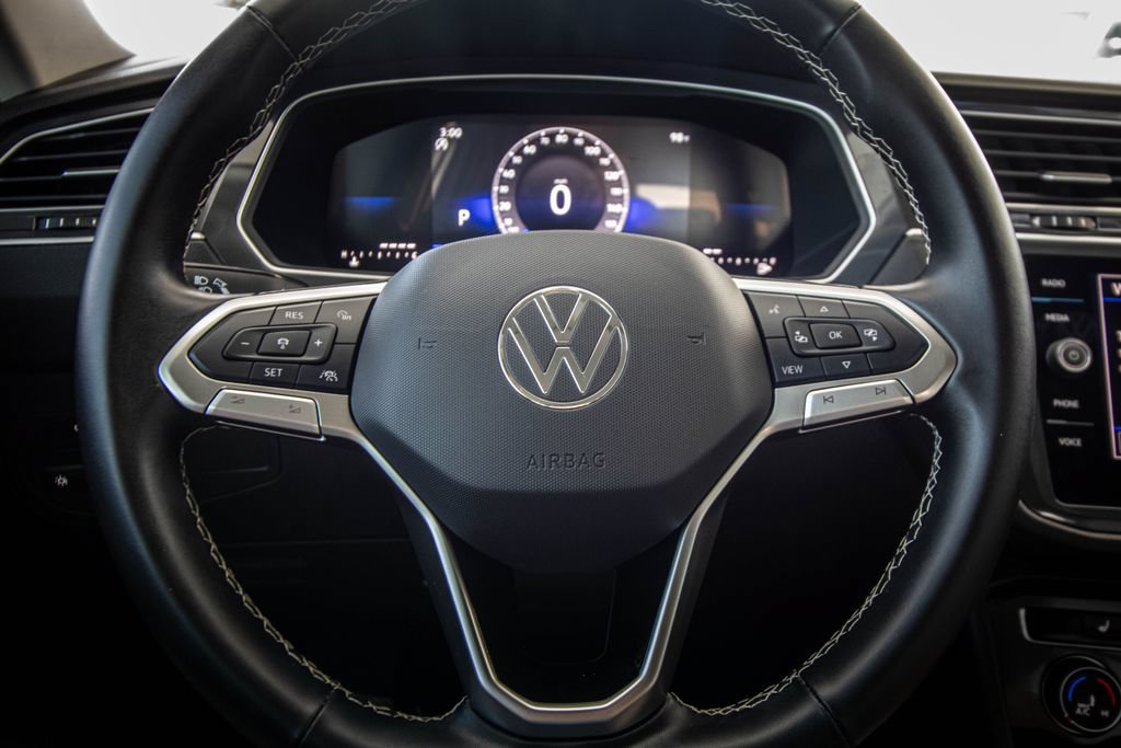 Certified 2024 Volkswagen Tiguan S FWD image 35