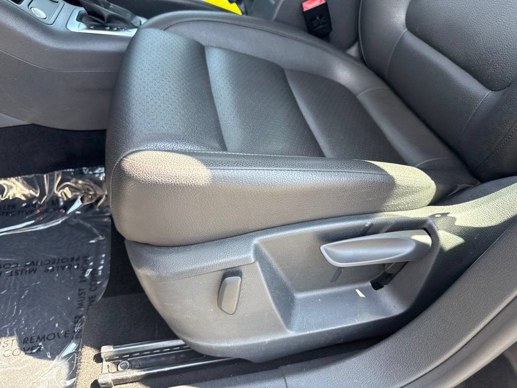 Used 2017 Volkswagen Tiguan S AWD/4WD image 15