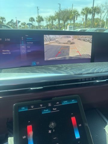 Certified 2025 Cadillac Escalade ESV Sport w/ Touring Package image 22