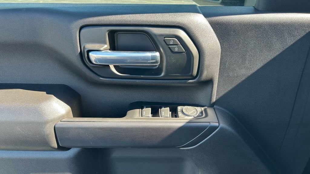 New 2025 Chevrolet Silverado 2500 Custom w/ Custom Value Package image 21