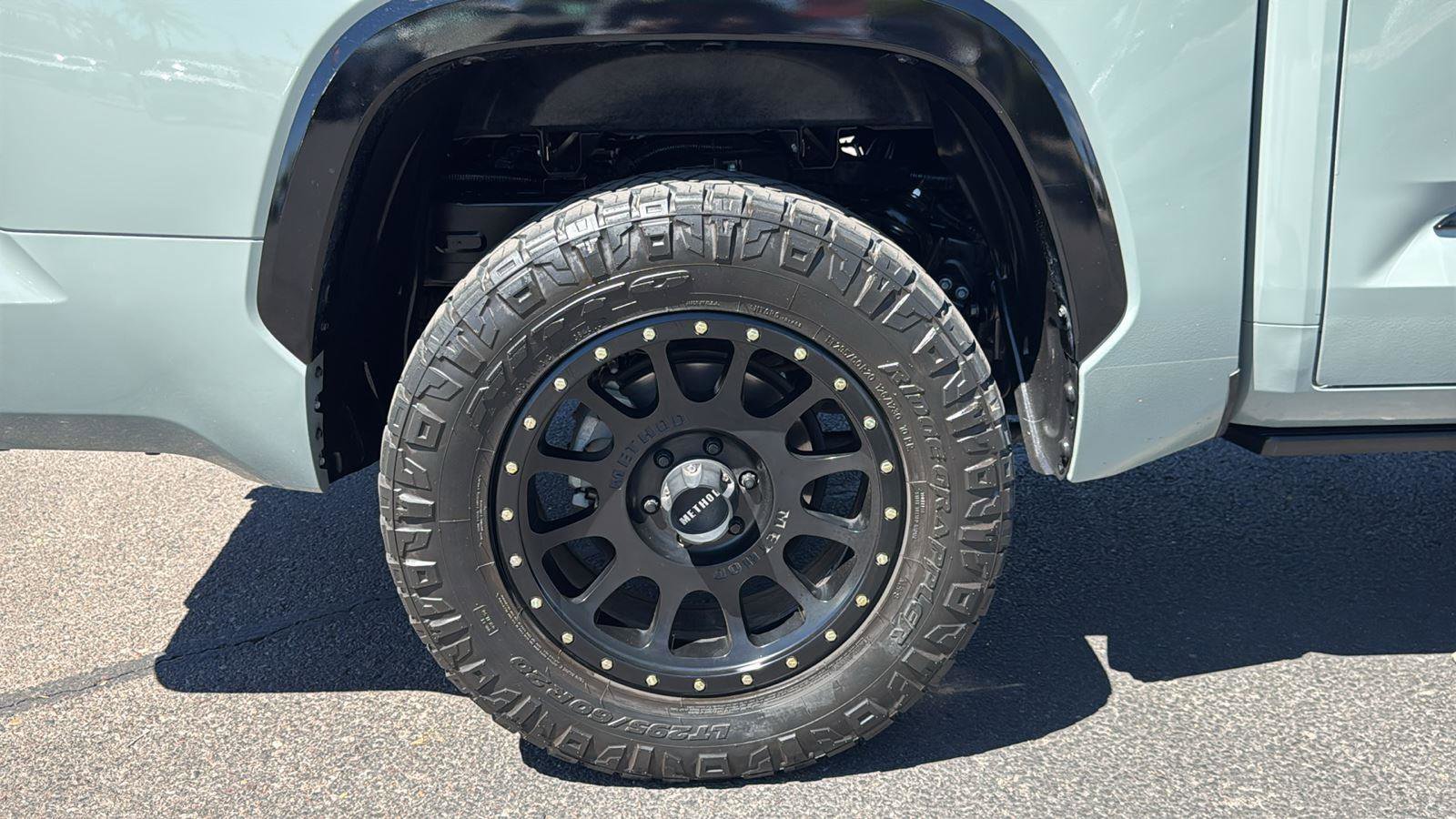 Used 2024 Toyota Tundra Platinum image 9