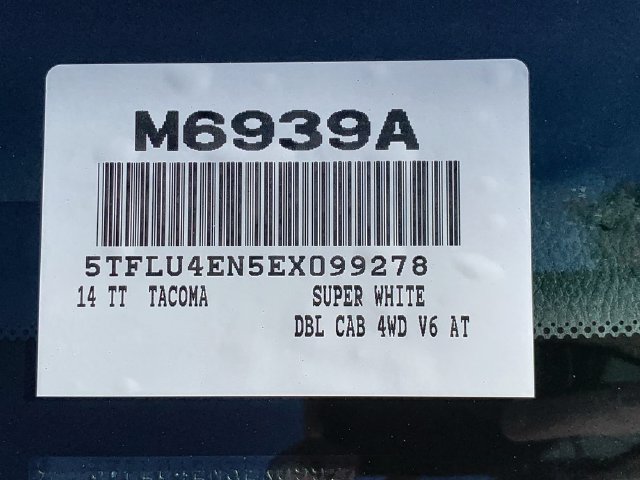 Used 2014 Toyota Tacoma 4x4 Double Cab w/ TRD Off-Road Package image 47