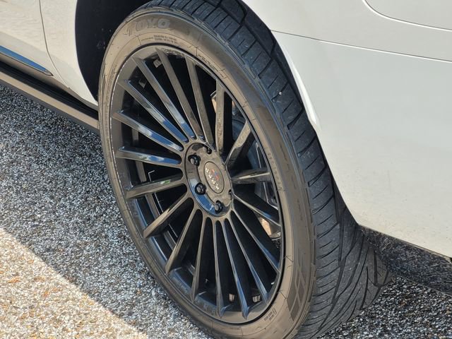 Used 2023 Cadillac Escalade ESV Sport Platinum image 7