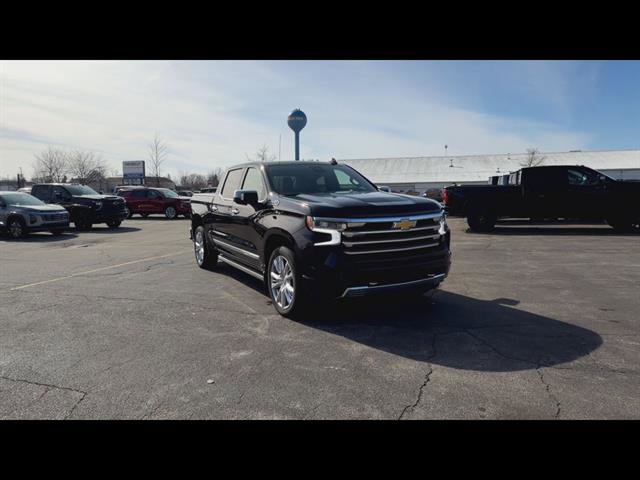Used 2024 Chevrolet Silverado 1500 High Country w/ High Country Premium Package image 4