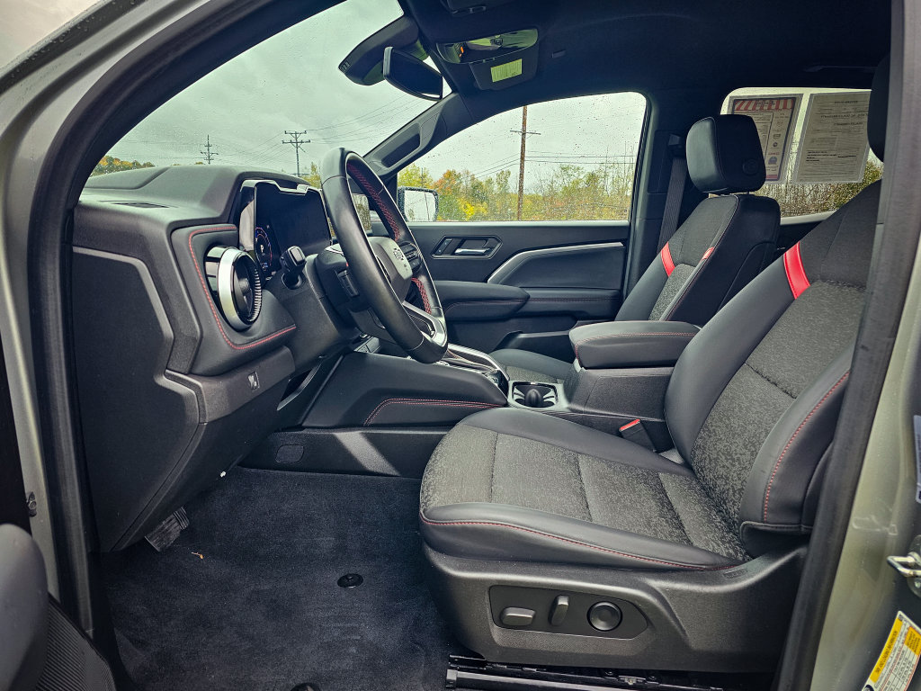 Used 2024 Chevrolet Colorado Z71 w/ LPO, Dark Essentials Package AWD/4WD image 14