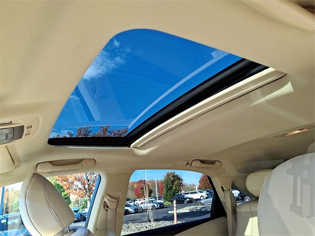 Used 2015 Lexus RX 450h FWD image 16