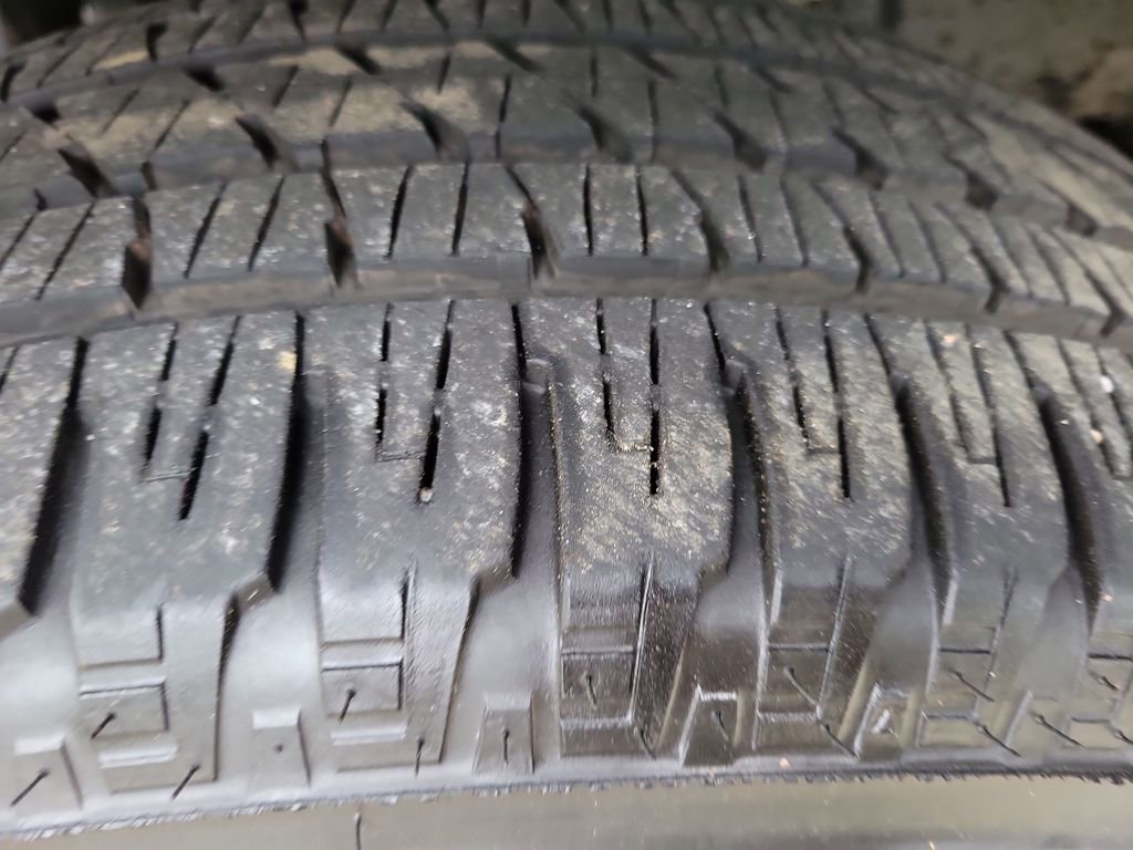 Used 2019 RAM 1500 Laramie image 33