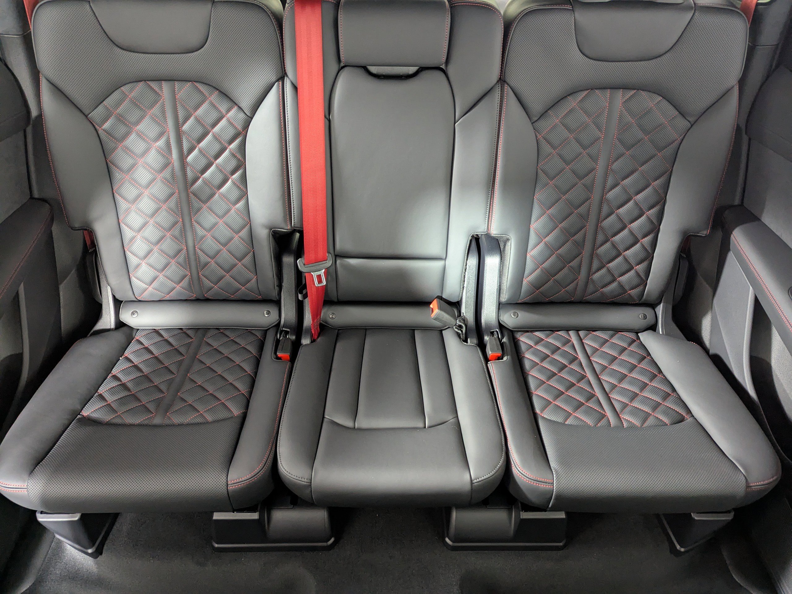 New 2025 Audi SQ7 Prestige image 13