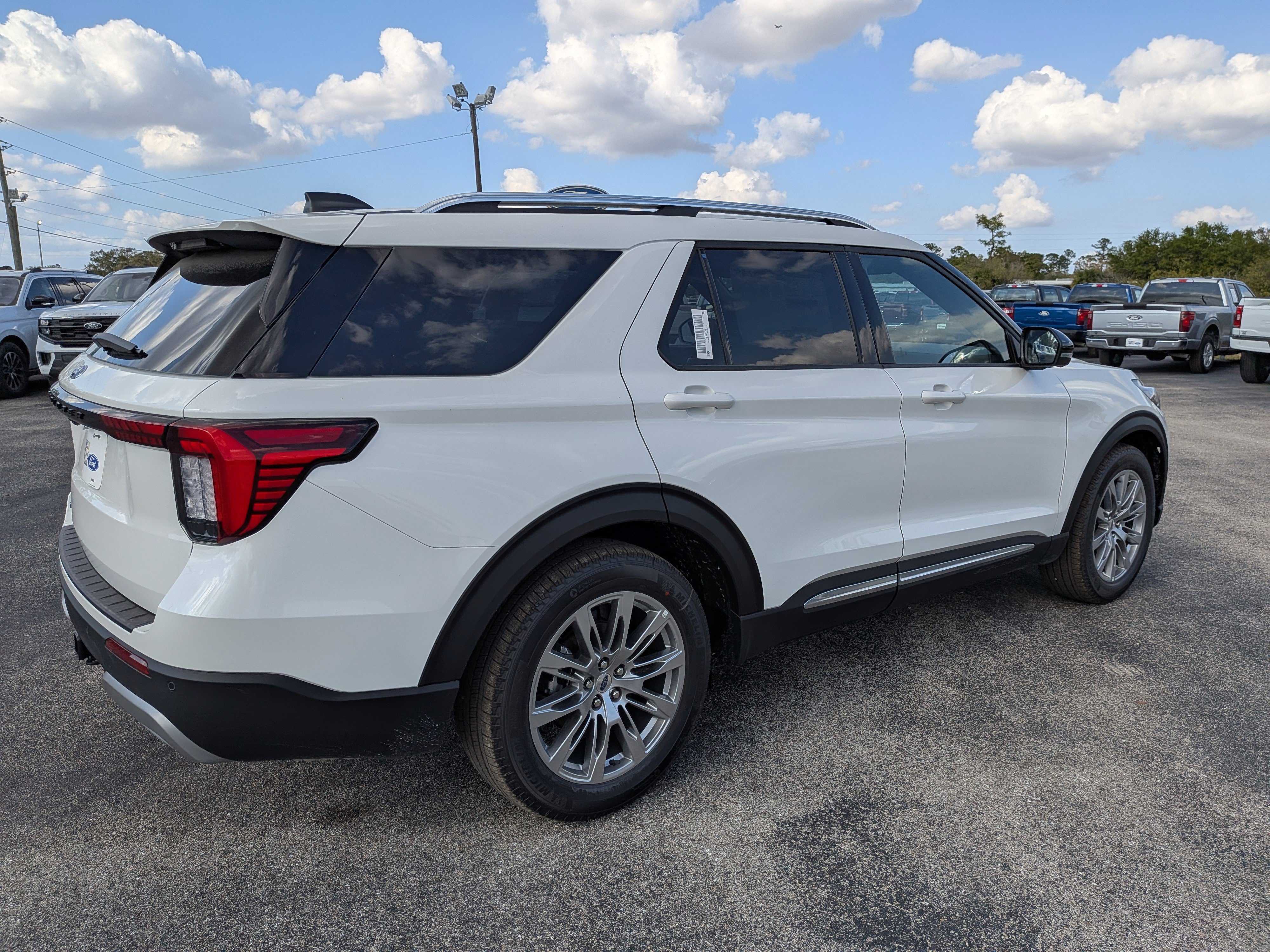 New 2026 Ford Explorer Platinum RWD image 4