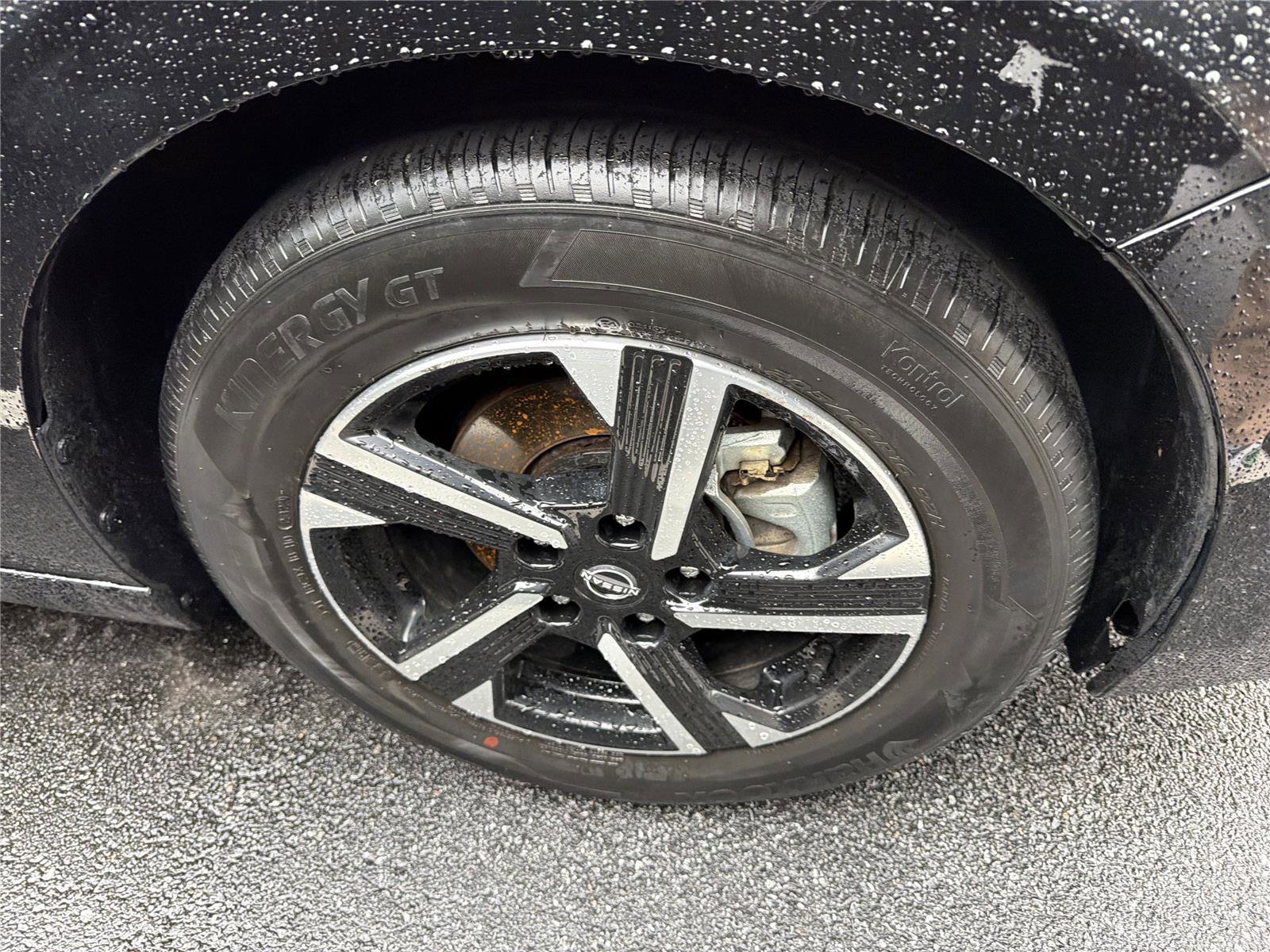 Used 2024 Nissan Sentra SV image 28