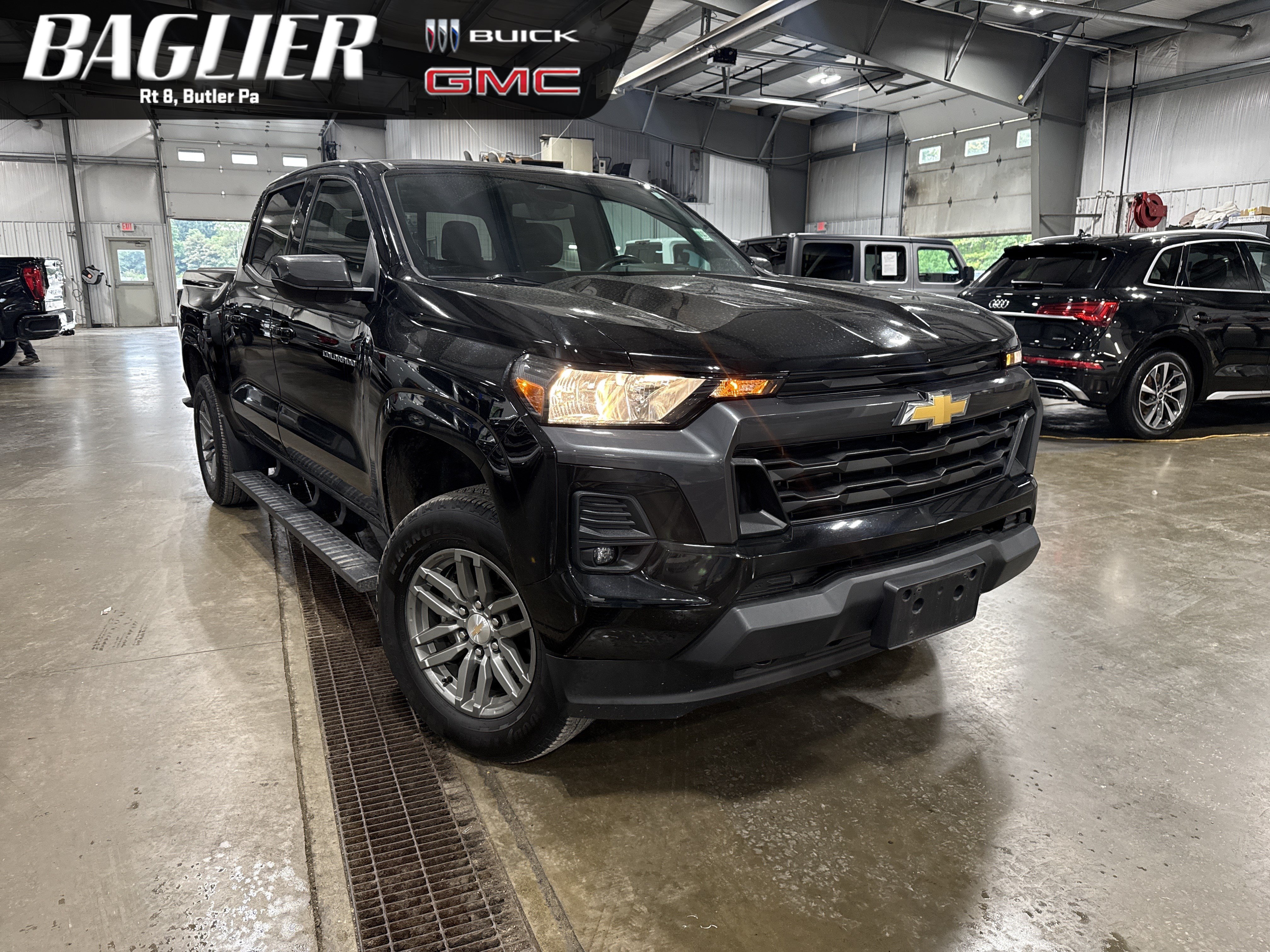 Used 2024 Chevrolet Colorado LT w/ LT Convenience Package AWD/4WD image 1