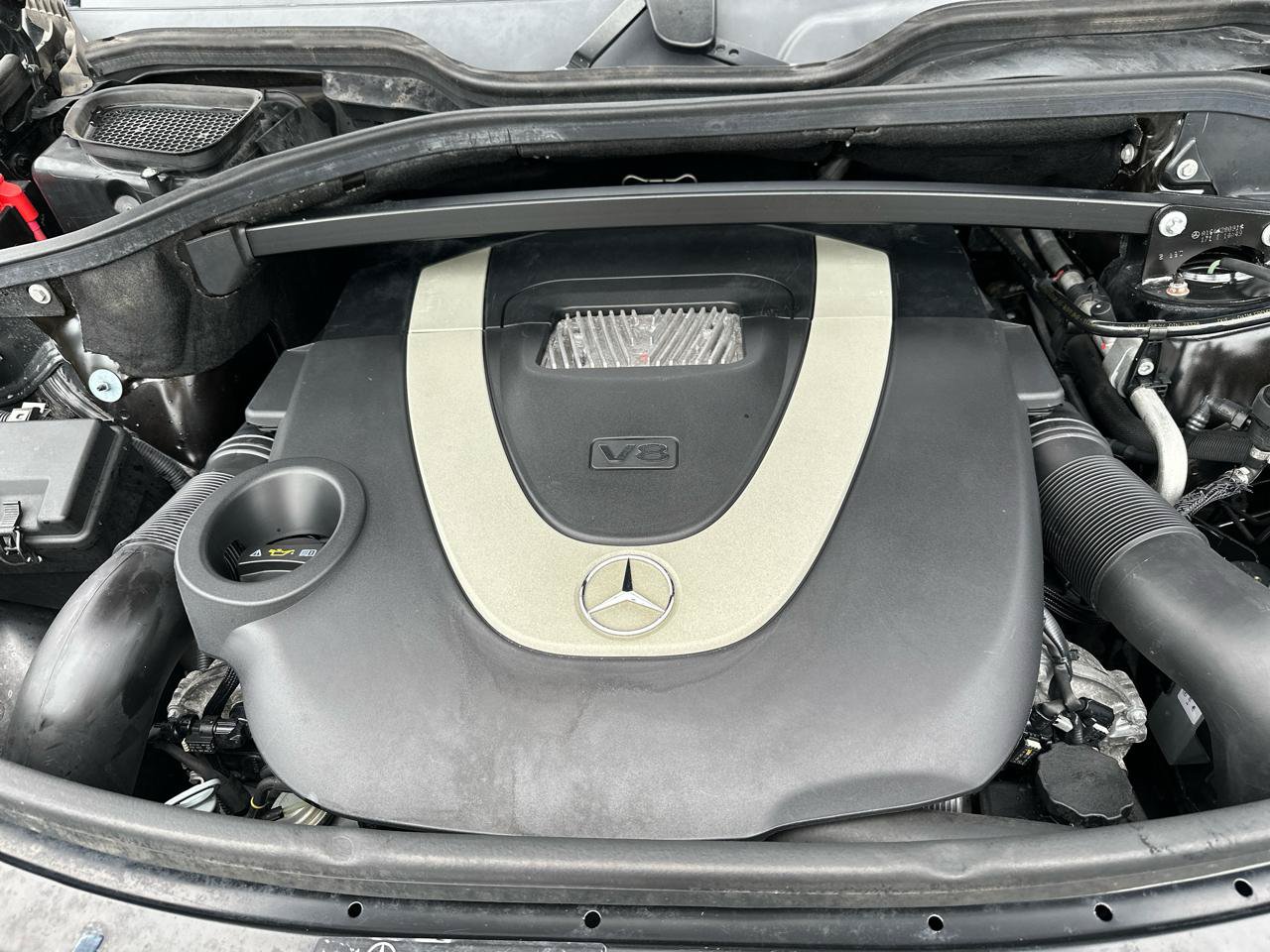 Used 2011 Mercedes-Benz GL 450 4MATIC w/ Premium 2 Pkg image 32