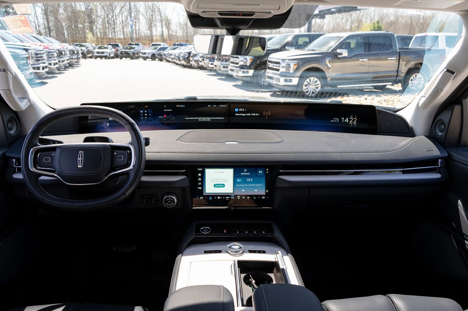 Used 2025 Lincoln Navigator L Reserve AWD/4WD image 36