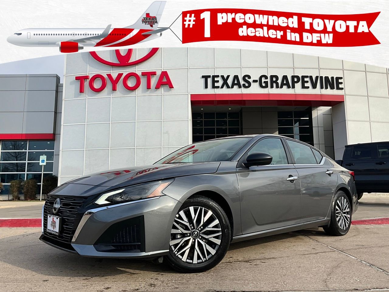 Used 2025 Nissan Altima 2.5 SV image 1