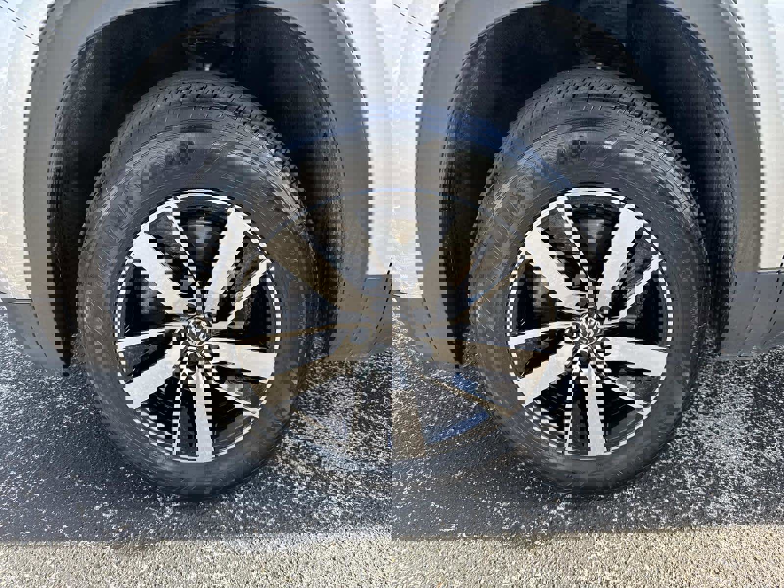 Used 2023 Volkswagen Atlas SE image 14