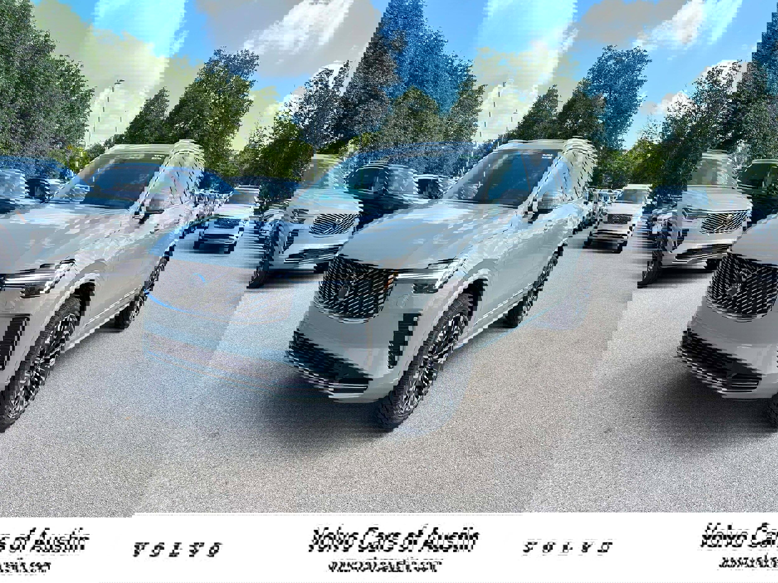 New 2026 Volvo XC90 B6 Core video 1