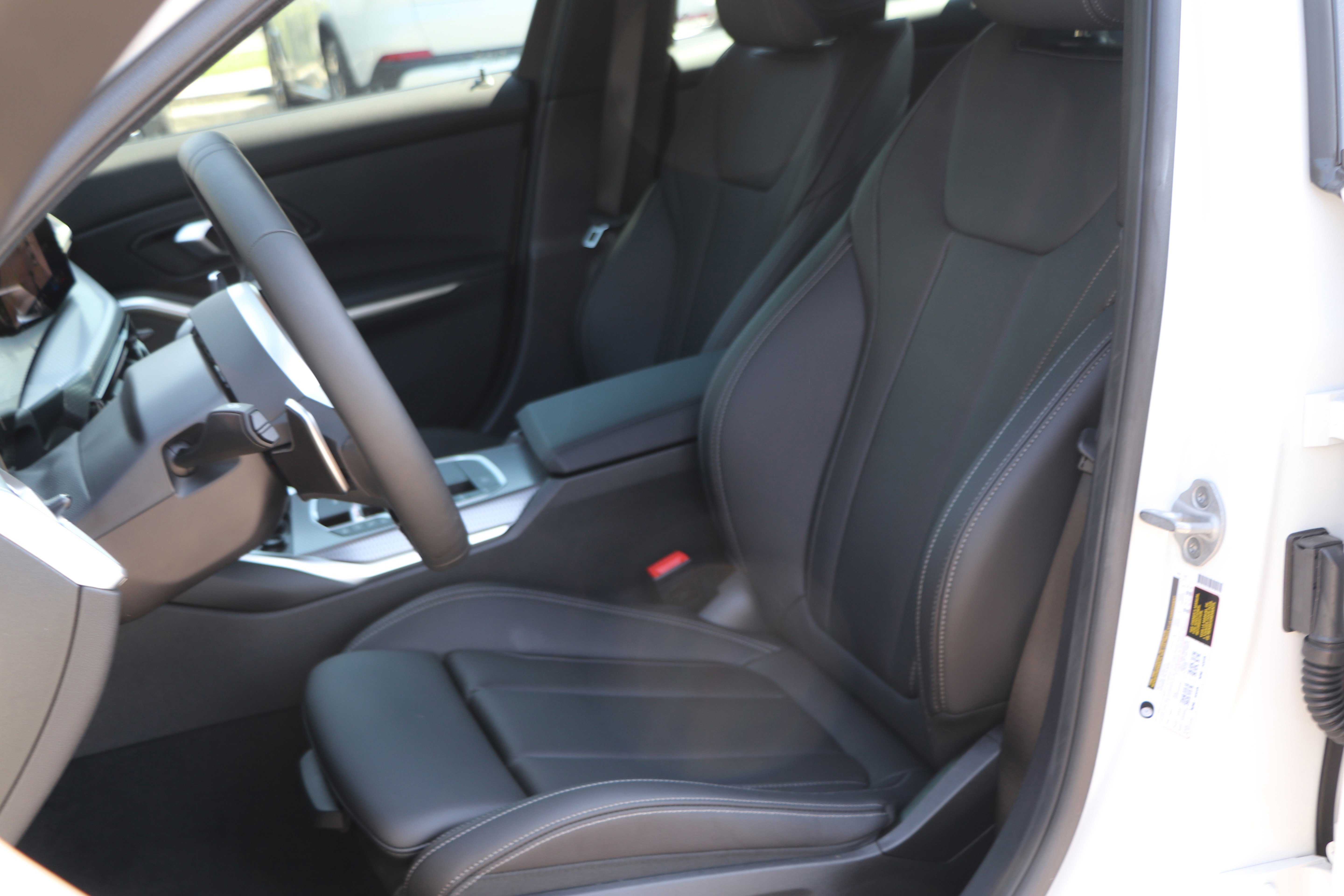 Certified 2025 BMW 330i Sedan w/ M Sport Package image 16