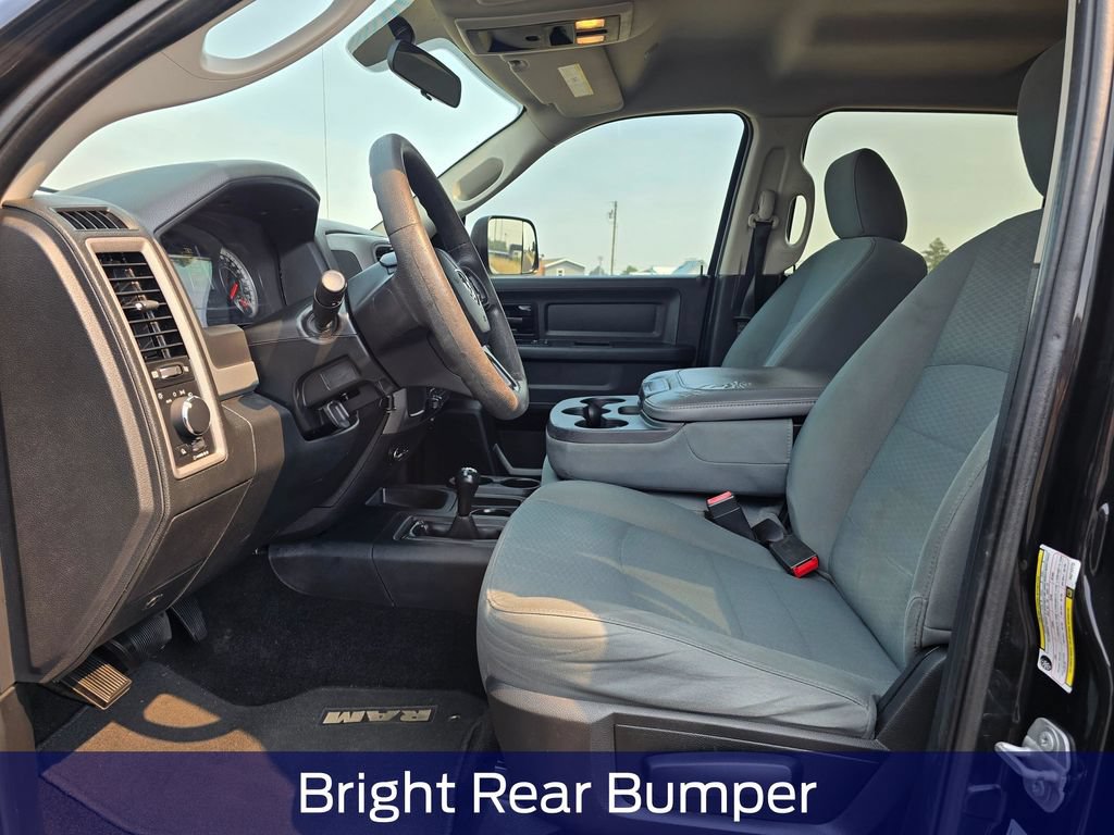 Used 2017 RAM 3500 Tradesman w/ Chrome Appearance Group AWD/4WD image 11