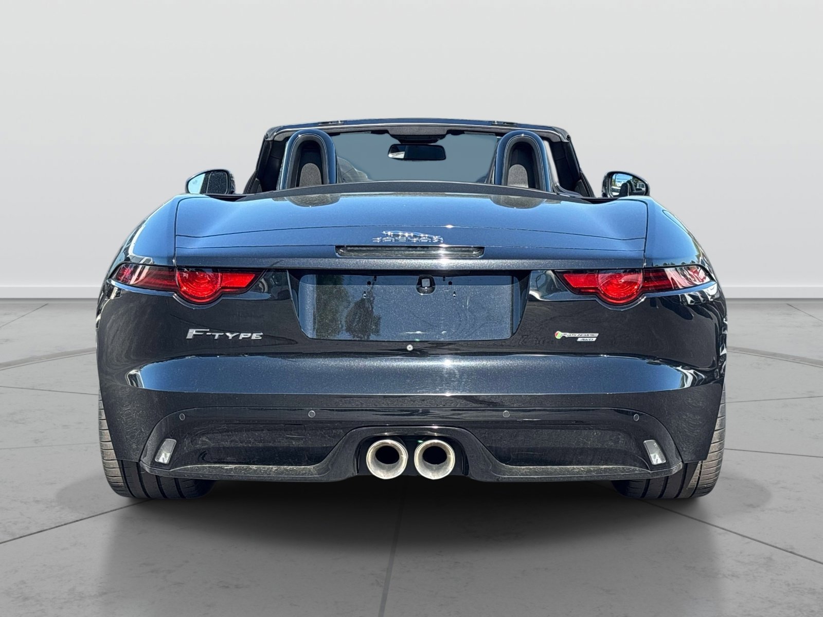 Used 2018 Jaguar F-TYPE R-Dynamic AWD/4WD image 3