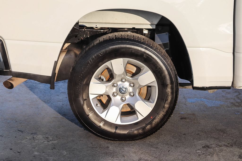 Used 2022 RAM 1500 Big Horn AWD/4WD image 12