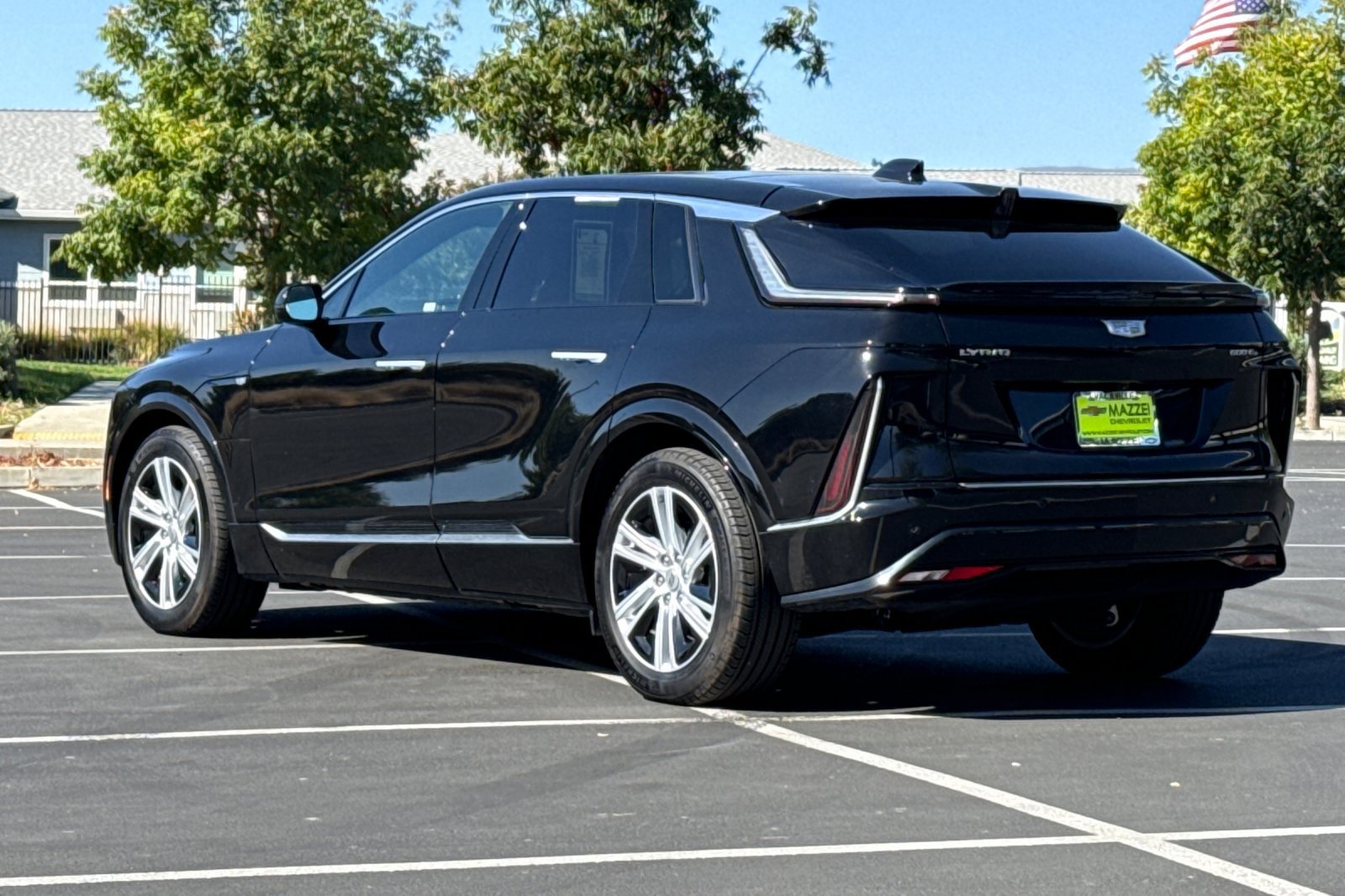 Used 2024 Cadillac Lyriq Tech AWD/4WD image 3