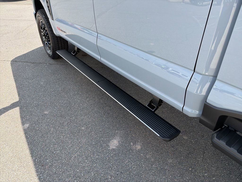 New 2026 Ford F250 Platinum image 16