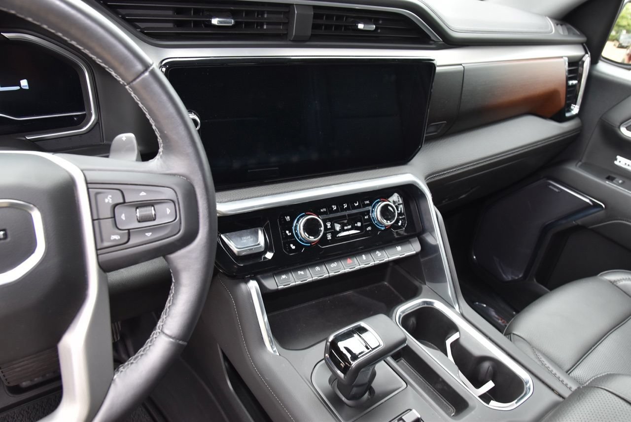 Used 2023 GMC Sierra 1500 Denali w/ Denali Reserve Package AWD/4WD image 9