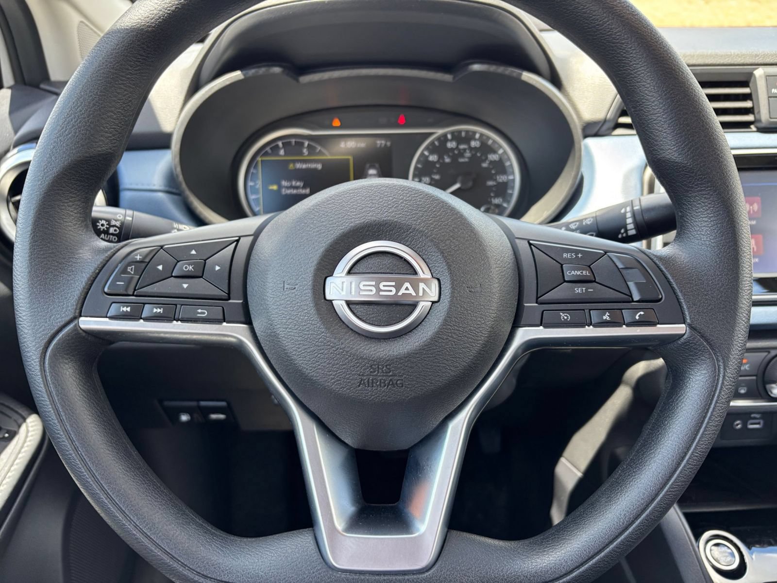Used 2025 Nissan Versa SV FWD image 25