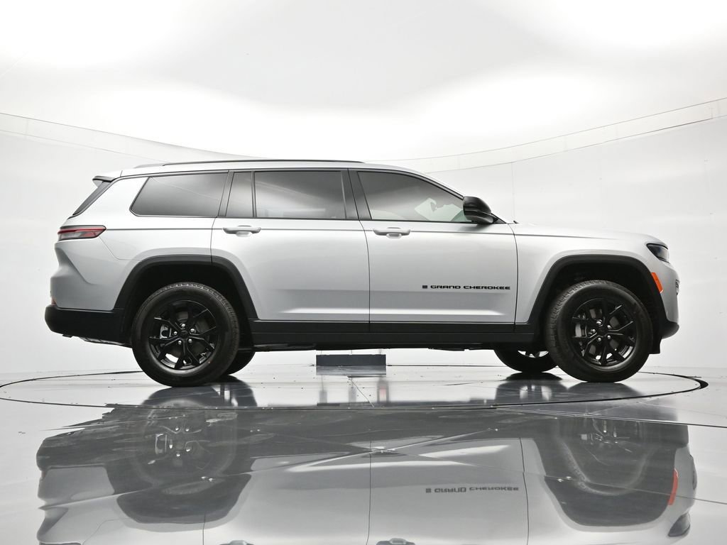 New 2026 Jeep Grand Cherokee L 4WD image 41