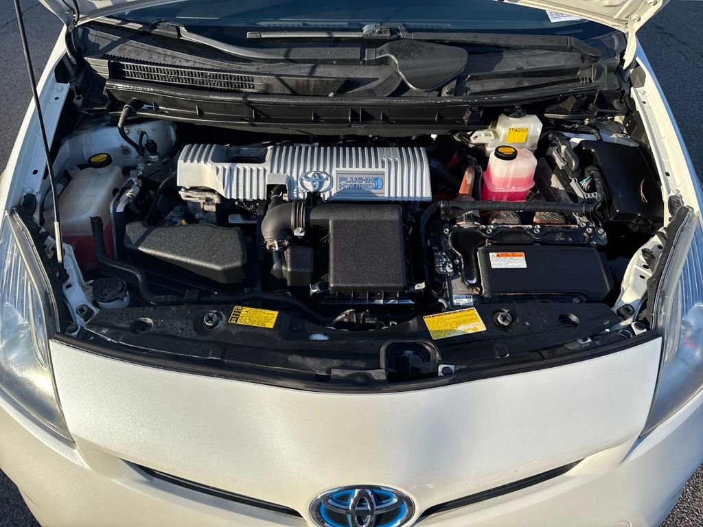 Used 2013 Toyota Prius Prime Plug-In Hybrid image 40
