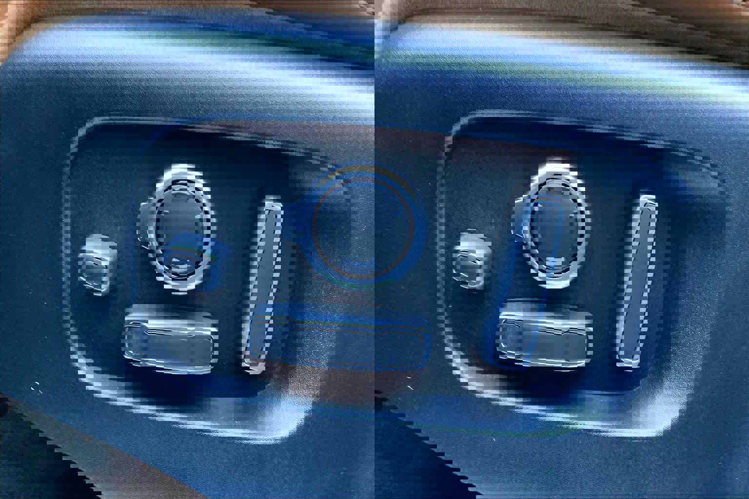 Used 2018 Land Rover Range Rover Sport HSE Dynamic image 34