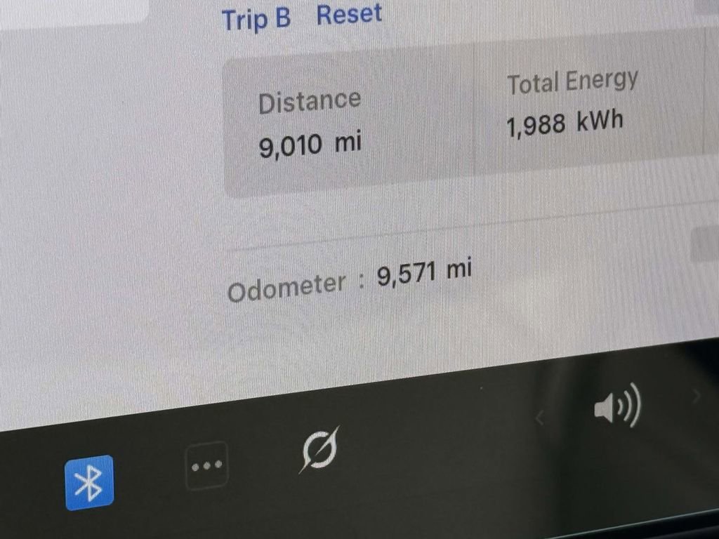 Used 2025 Tesla Model 3 Long Range image 32