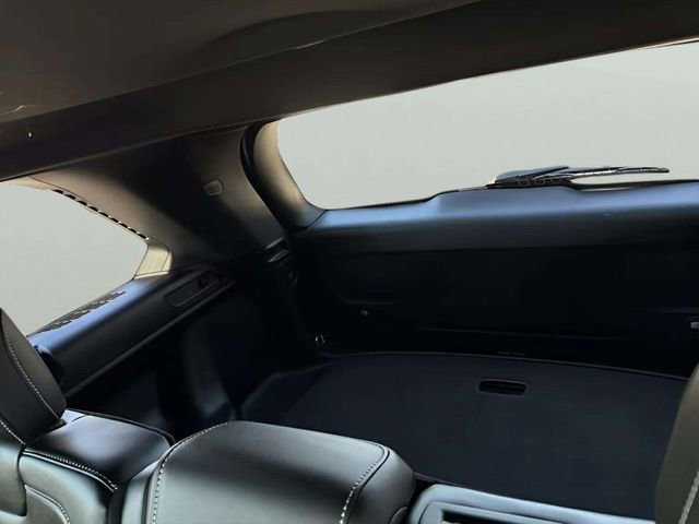 Used 2025 Jeep Grand Cherokee Limited image 14