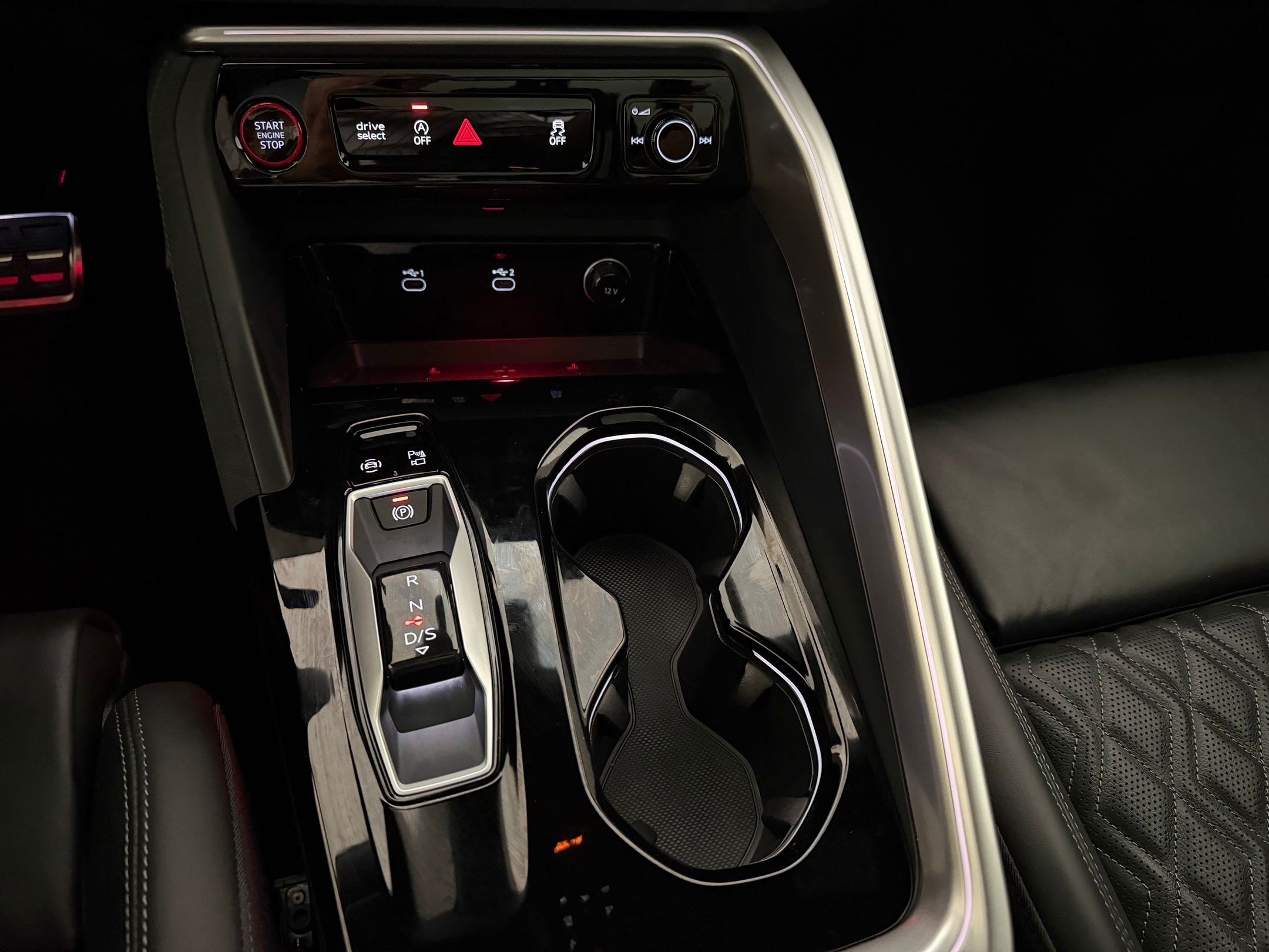 New 2026 Audi SQ5 Premium Plus AWD/4WD image 18