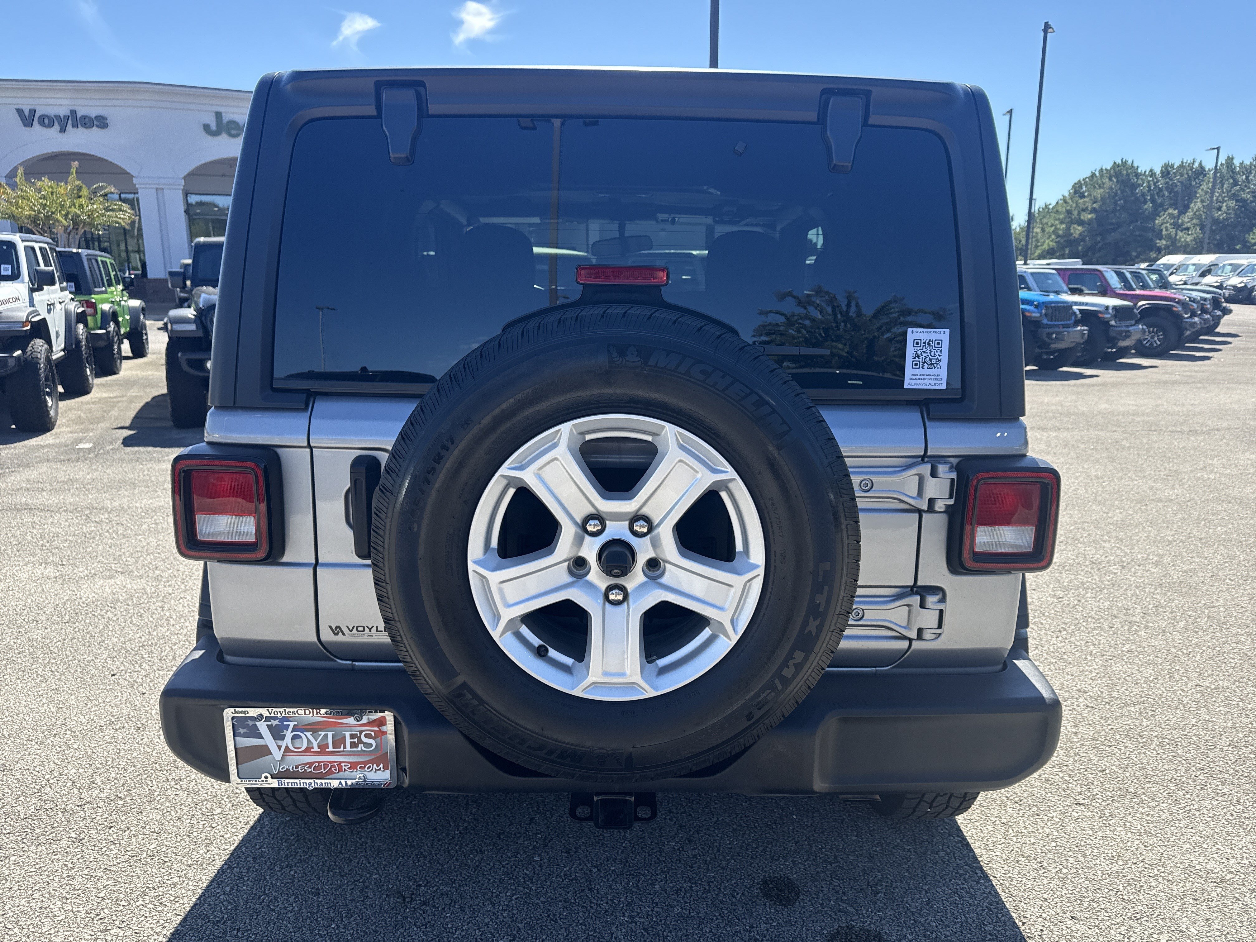 Used 2020 Jeep Wrangler Sport AWD/4WD image 6