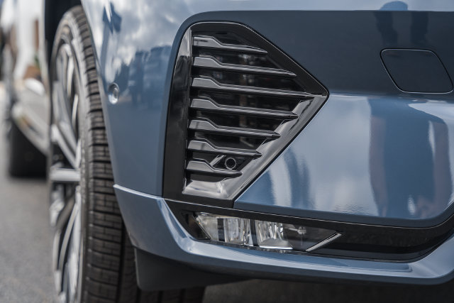 New 2027 Volvo XC60 B5 Ultra AWD/4WD image 15