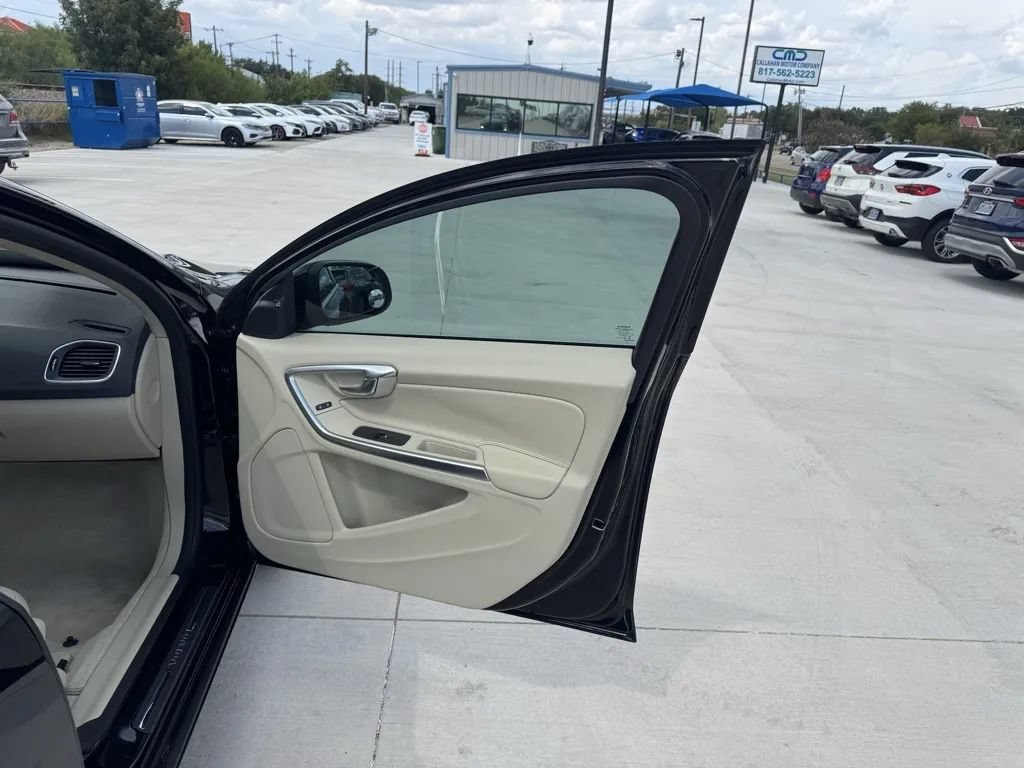 Used 2016 Volvo S60 T5 Premier w/ Convenience Package FWD image 28