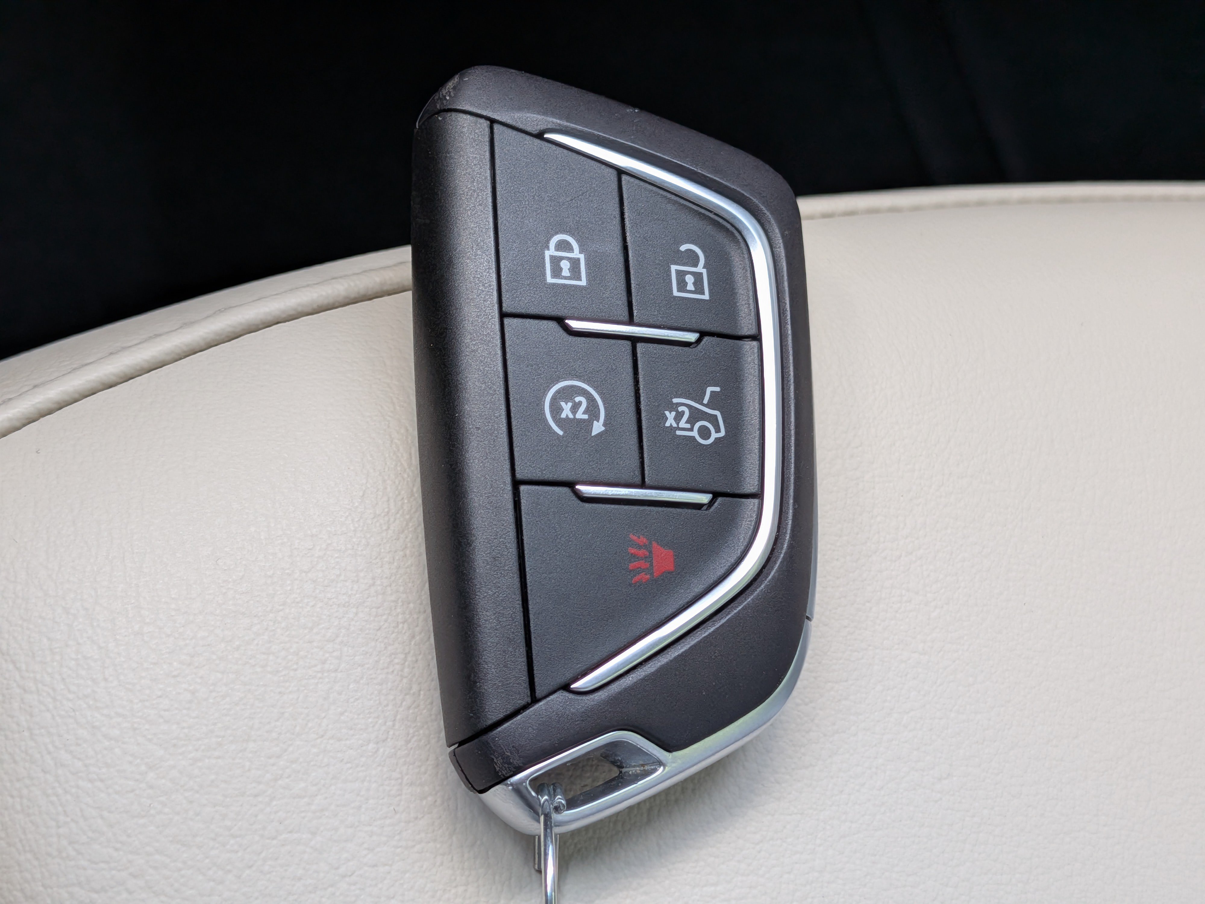 Certified 2026 Cadillac CT4 Luxury w/ Sun And Sound Package RWD image 32
