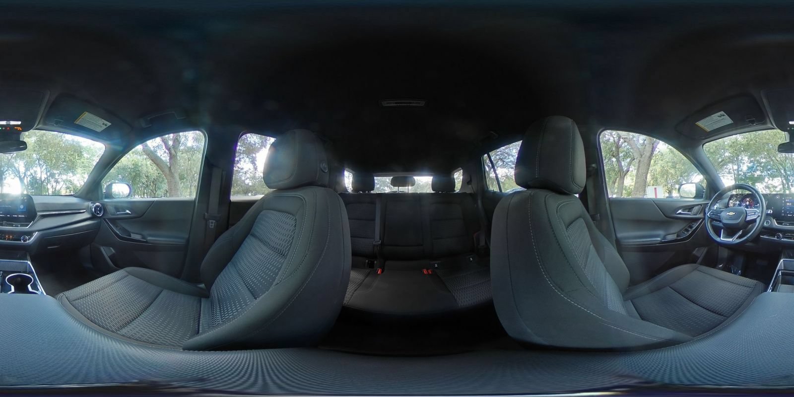 Used 2025 Chevrolet Equinox LT FWD image 41