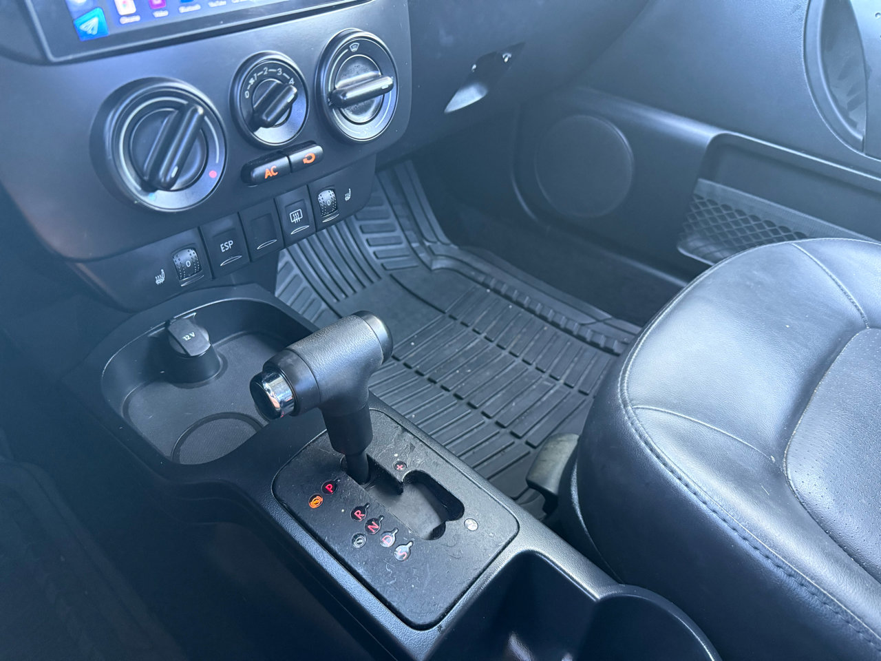 Used 2009 Volkswagen Beetle S image 21