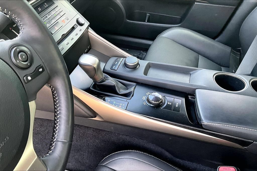 Used 2014 Lexus IS 250 RWD image 16