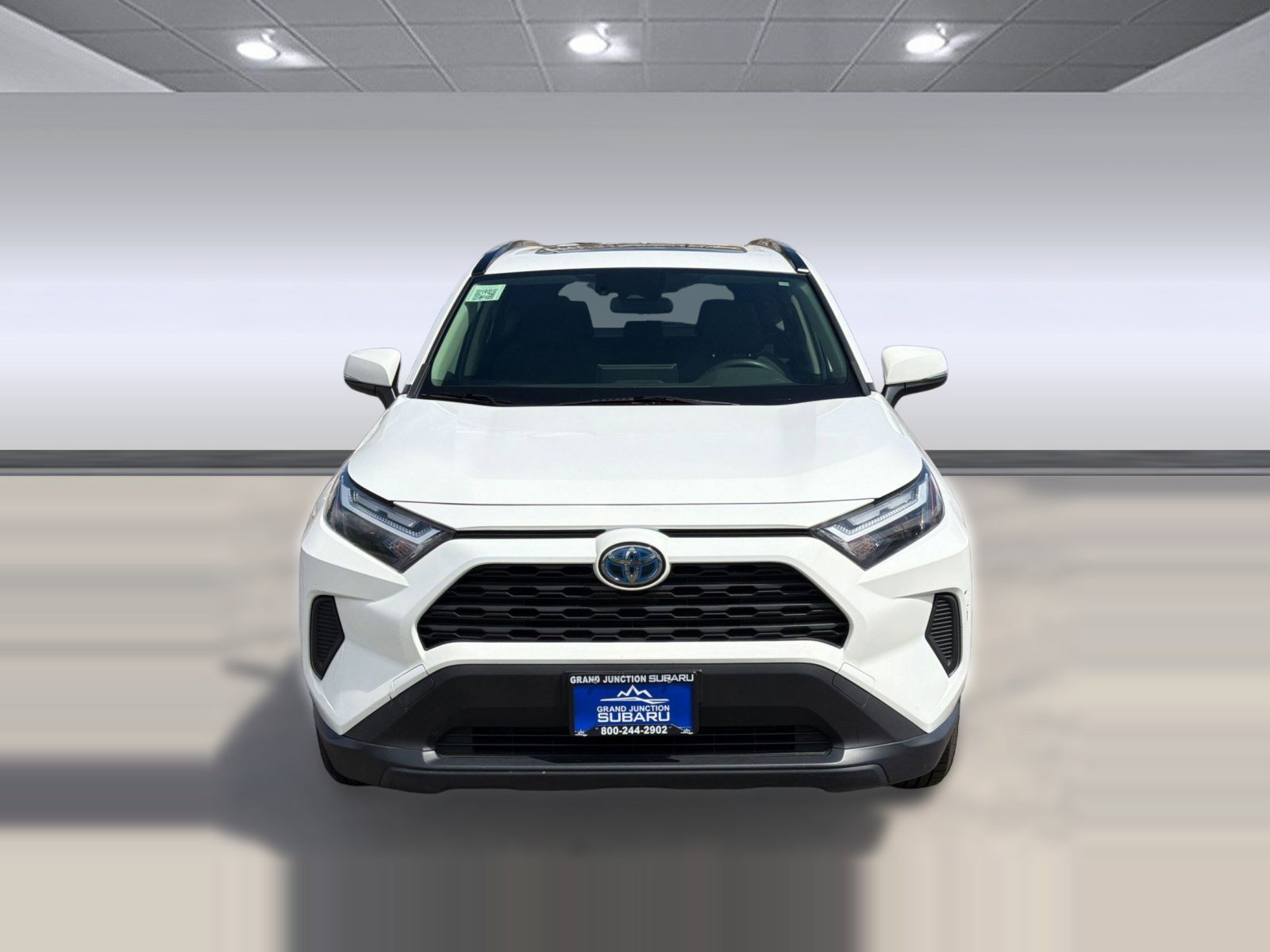 Used 2023 Toyota RAV4 XLE w/ Convenience Package image 6
