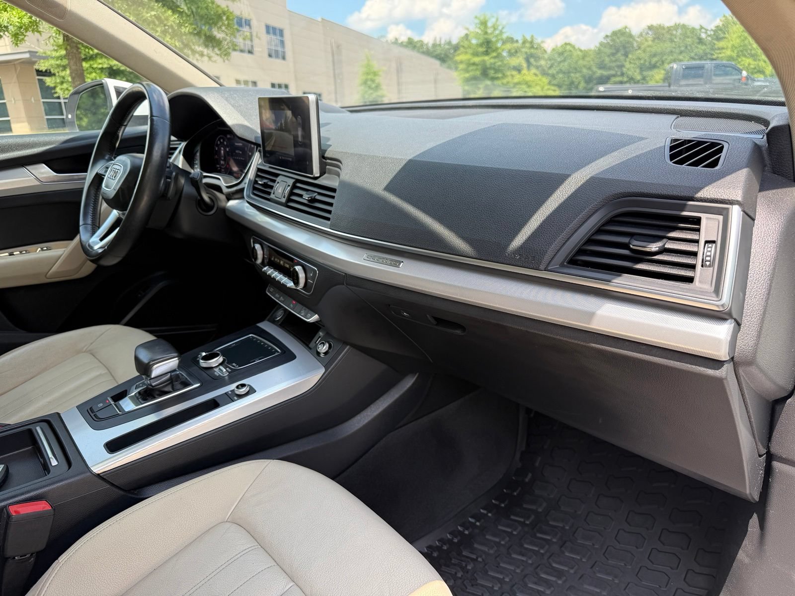Used 2018 Audi Q5 Prestige AWD/4WD image 24
